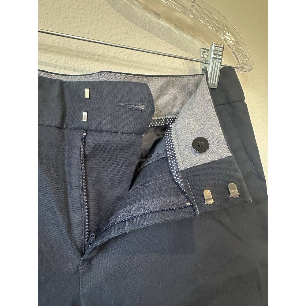 Banana Republic Women's Shorts Hampton Fit Size 6 Navy Blue Bermuda - Picture 3 of 7
